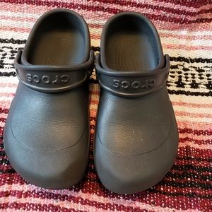 Black Crocs non slip work shoe